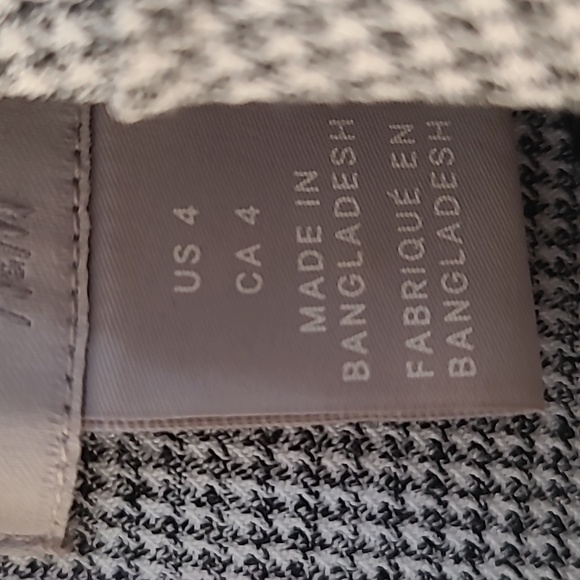 Dress by HnM - Picture 2 of 8